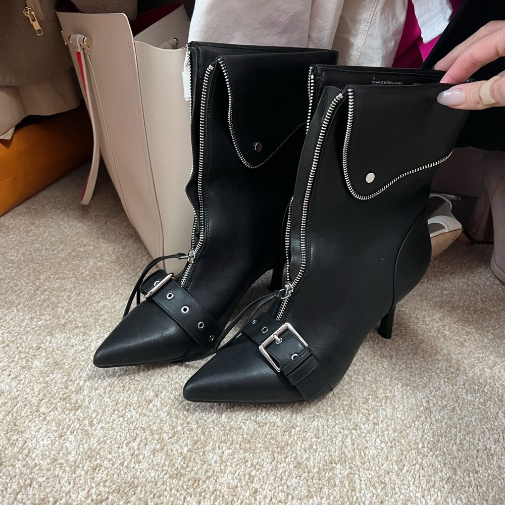 Black Leather Ankle Boots new without tags